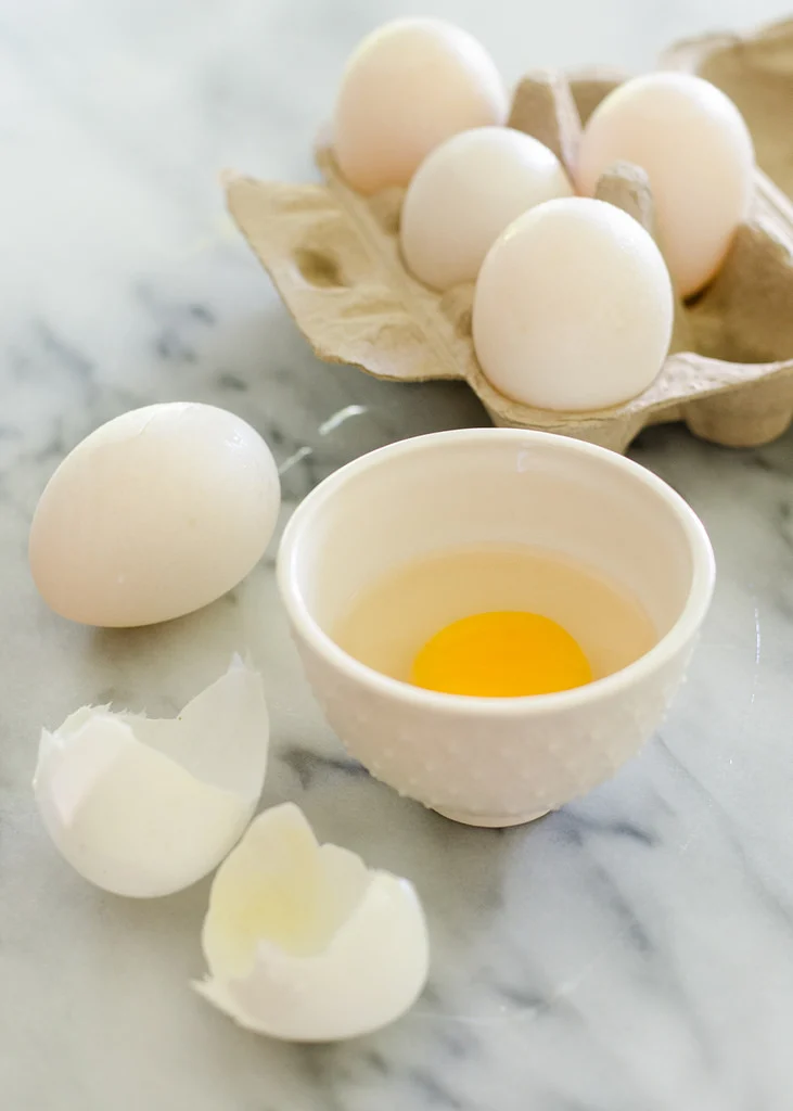 Duck Eggs vs Chicken Eggs - Buttered Side Up