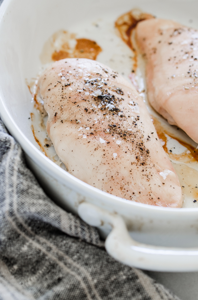 How to Bake Boneless Skinless Chicken Breasts in the oven without making them dry and overcooked!