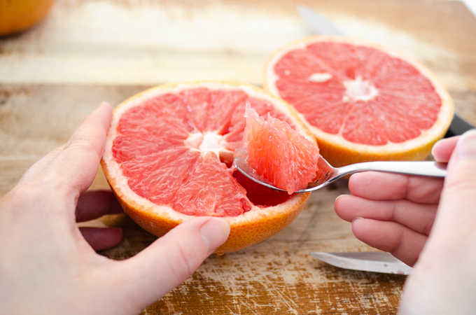 How to eat a grapefruit with a spoon.