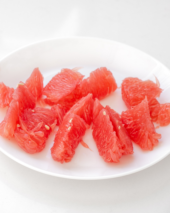 How to remove the membranes from grapefruit slices.