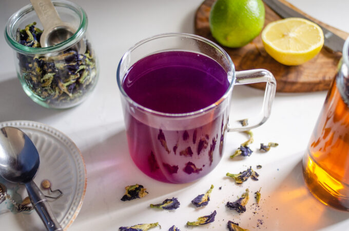 How to Make Butterfly Pea Tea - Hot, Iced, or Latte!